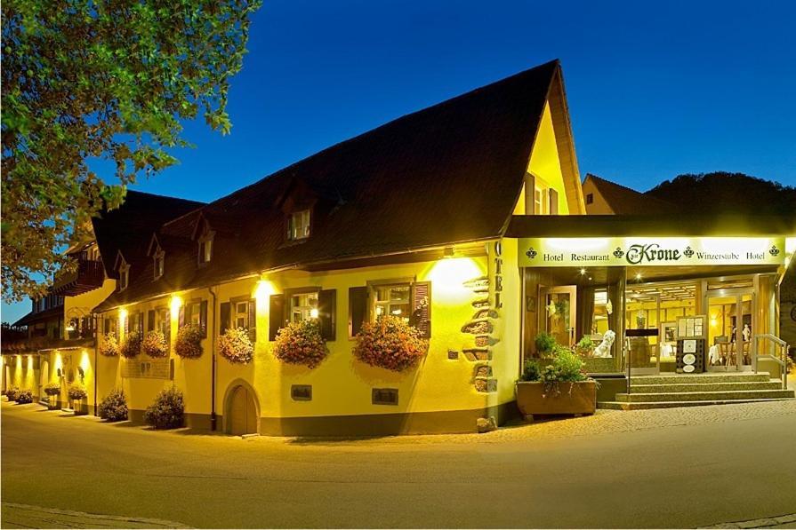 Achkarrer Krone Hotel Achkarren Ngoại thất bức ảnh